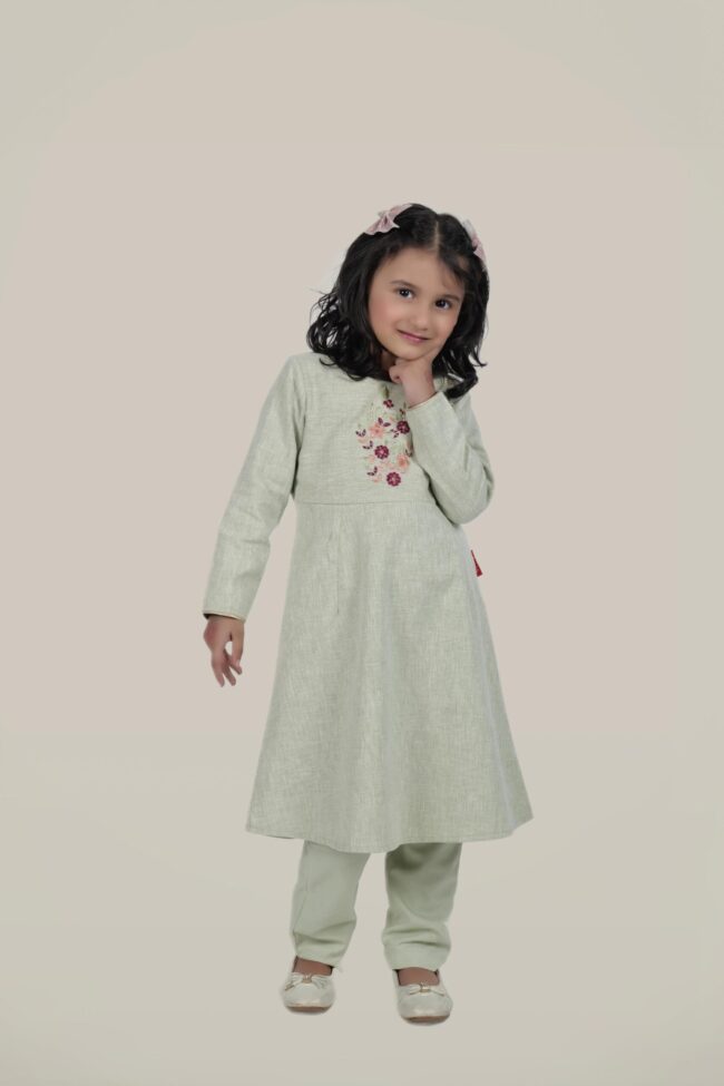 Kids Light Green Jute Wool Embroided A Line Kurta With Pashmina Pant