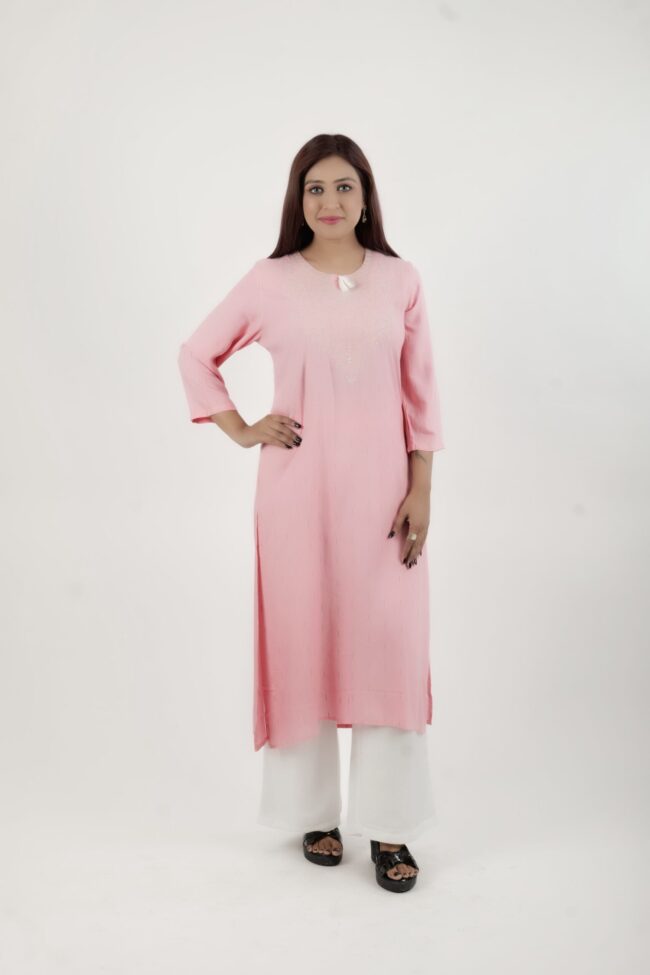 Women Pink Straight Kurta With Thread Embroidery Work