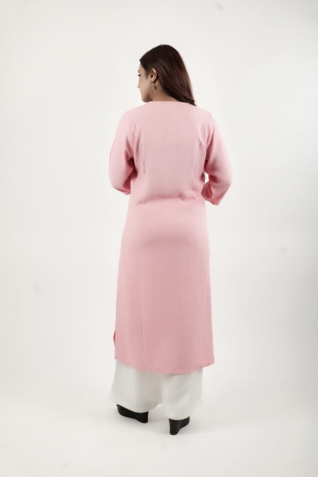 Women Pink Straight Kurta With Thread Embroidery Work - Image 2