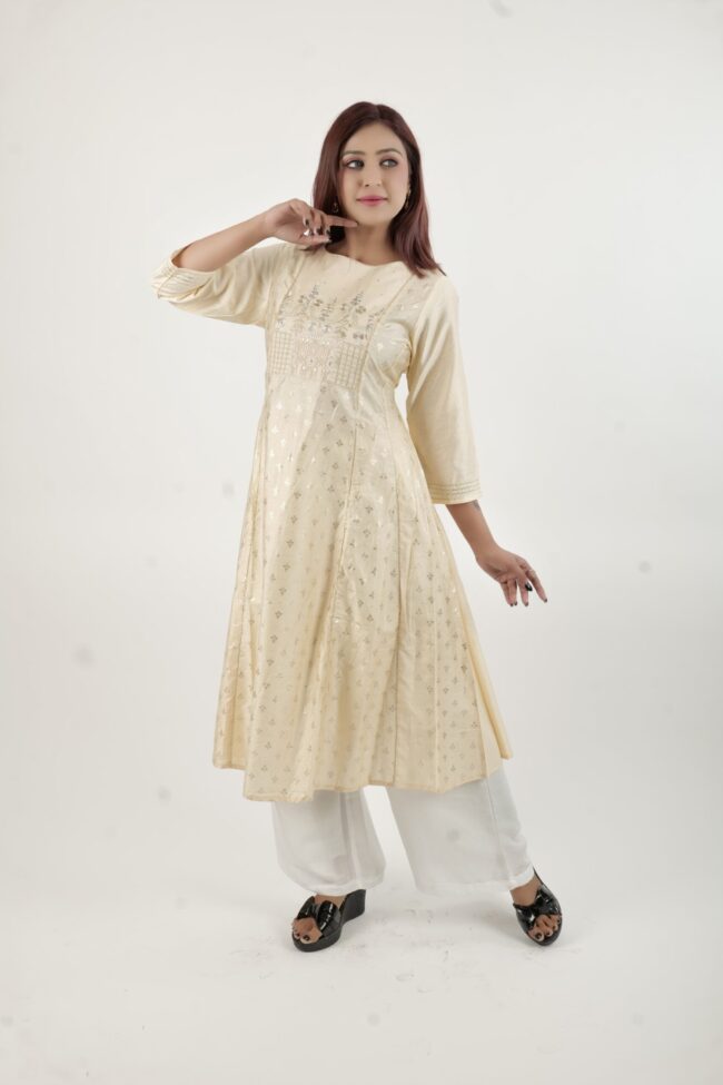 Women Cream Embroidered Kurta With A Line Hemline Detailing - Image 5