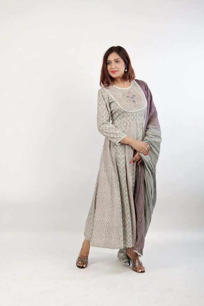 Women Grey Color Rayon Fabric Flared Printed Dress & Dupatta - Image 4