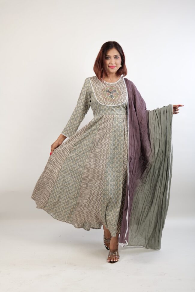 Women Grey Color Rayon Fabric Flared Printed Dress & Dupatta - Image 5