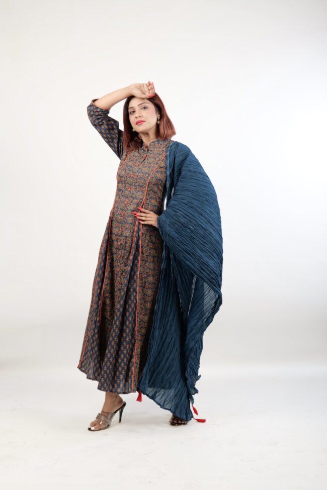 Women Blue Color Rayon Fabric Dress with dupatta - Image 4