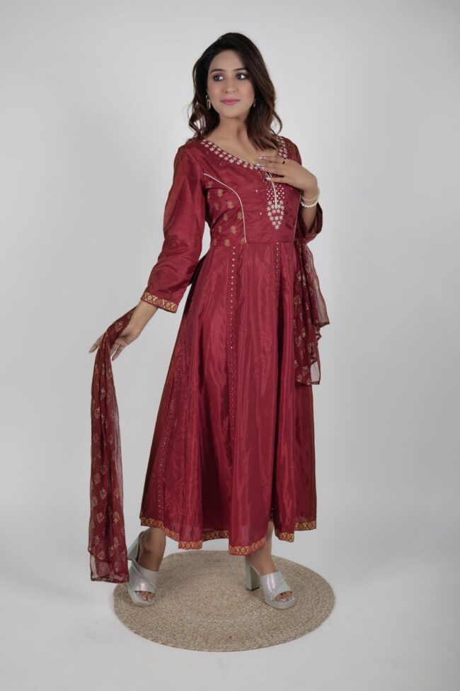 Women Maroon Shantoon Embroided Flared Dress With Foil Print Dupatta - Image 6