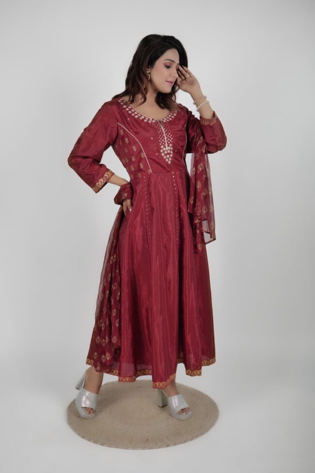 Women Maroon Shantoon Embroided Flared Dress With Foil Print Dupatta - Image 5