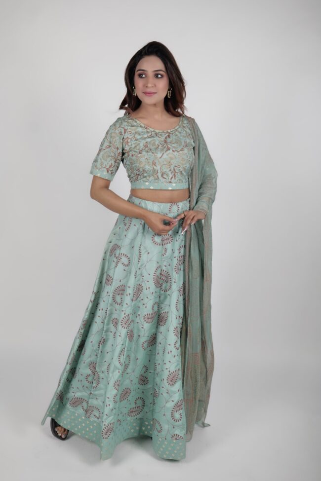 Women Green Shantoon Foil Print Lehnga Choli With Dupatta - Image 6